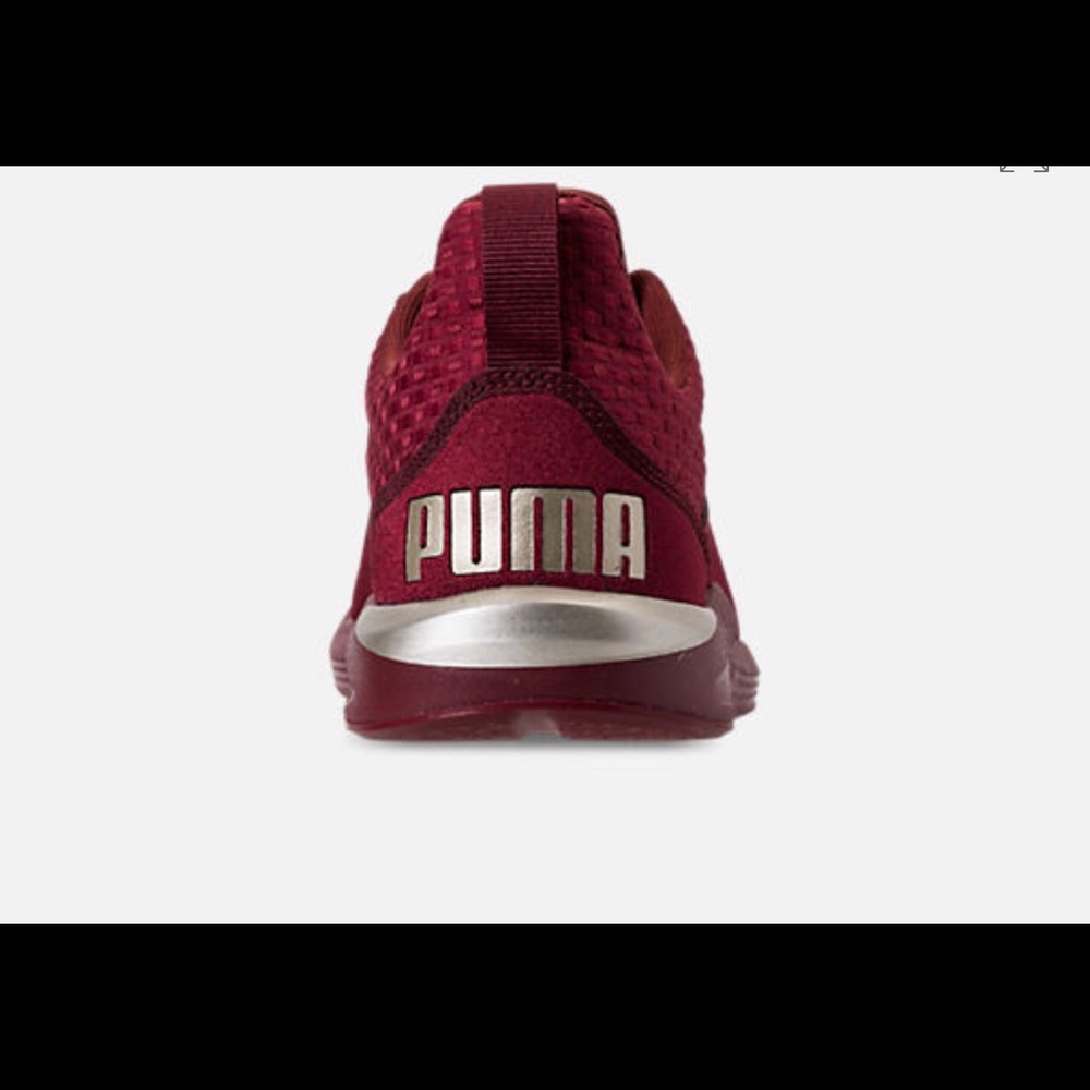Puma Sneakers